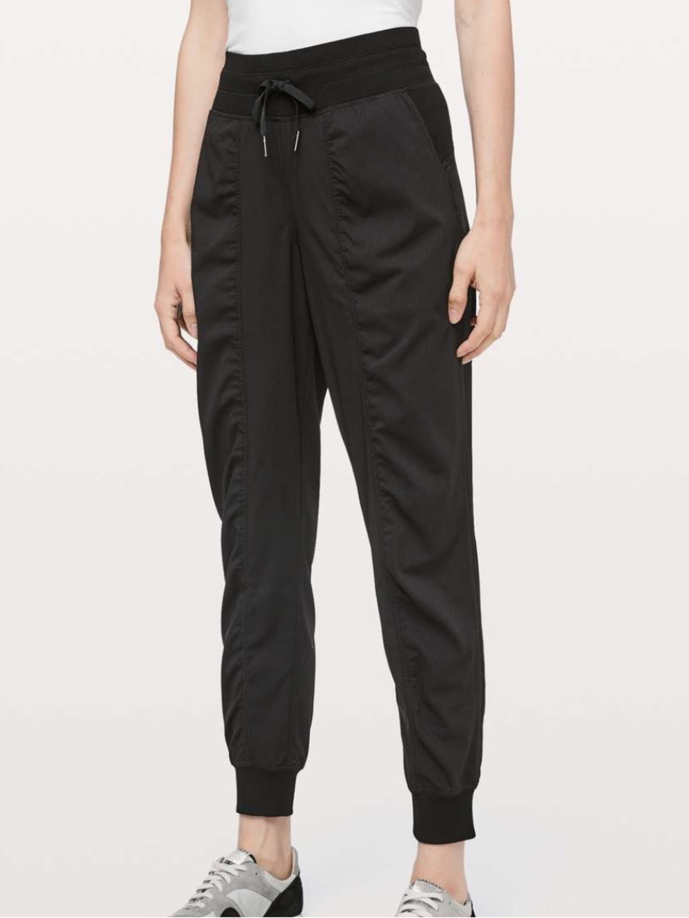 Lululemon black tie waist dance studio jagger pants size 6
